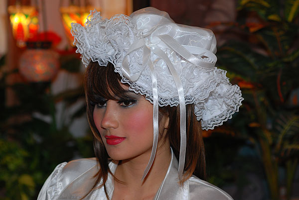 luxury lace maids hat 2